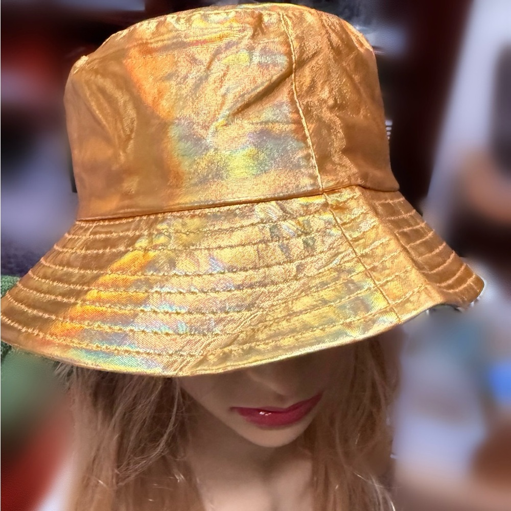 Slicker Hat - Golden Opulence